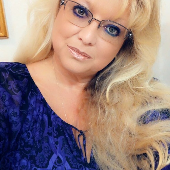 Meet your Posher, Ruth - Picture 4 of 4